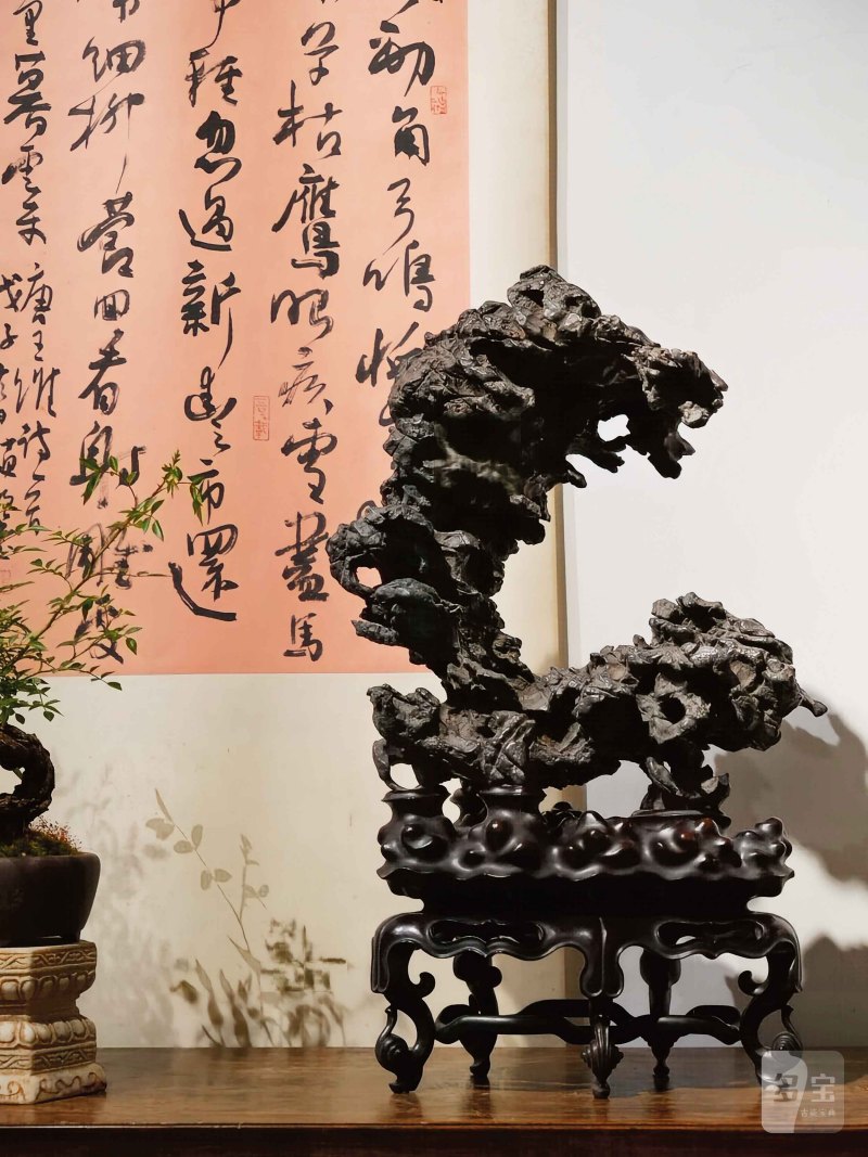 “烟岚” 英石立峰